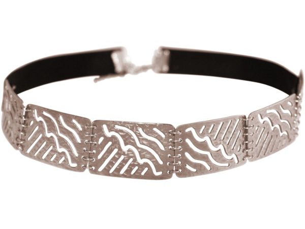 GEMSHINE Damenhalskette Choker in Silber, vergoldet oder rose. Längenverstellbares schwarzes Samtband. Made in München / Germany. Qualitätsvoller Schmuck im edlen Etui., Metall Farbe:Silber - Image 3