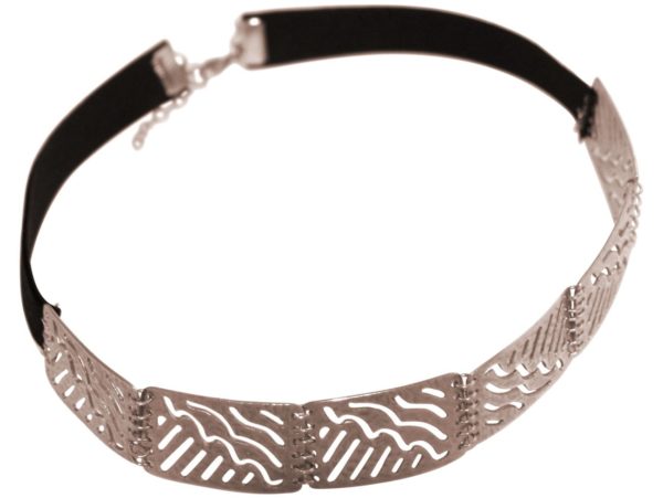 GEMSHINE Damenhalskette Choker in Silber, vergoldet oder rose. Längenverstellbares schwarzes Samtband. Made in München / Germany. Qualitätsvoller Schmuck im edlen Etui. - Image 5