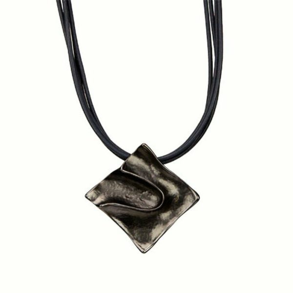 Leder Kette schwarz mit Metall Anhänger Quadarat Halskette Damenkette modern